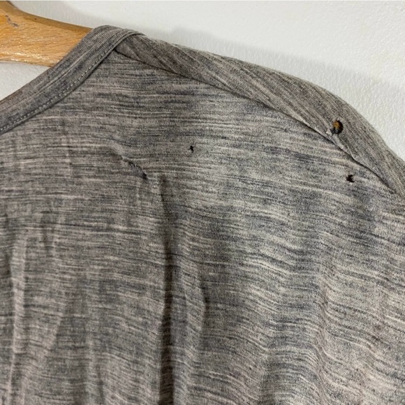 Icebreaker Flawed Gray 100% Merino Wool Longline Tee Shirt - Picture 9 of 10